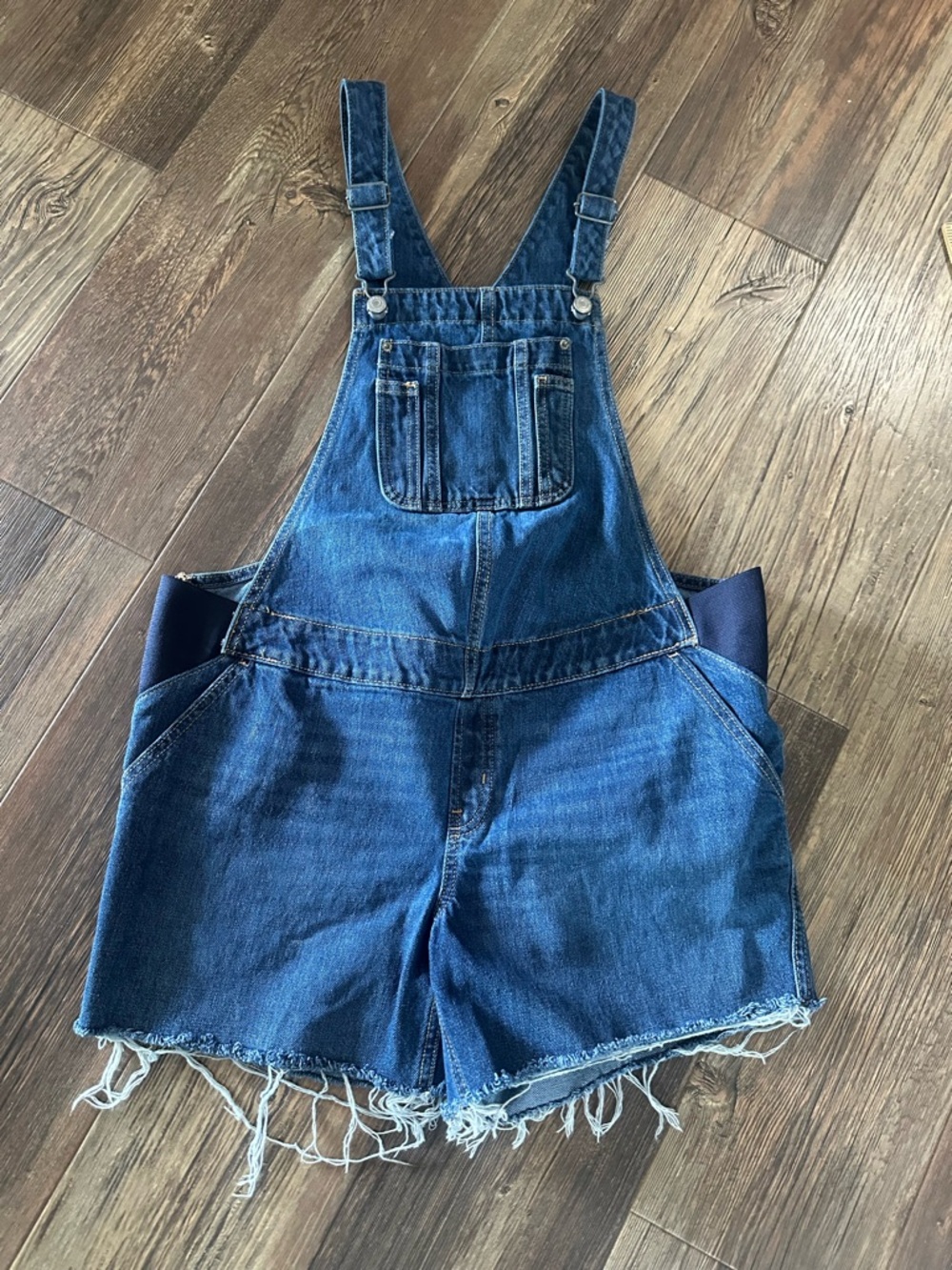 Old Navy maternity denim jean Shortalls overalls raw hem women’s M shorts